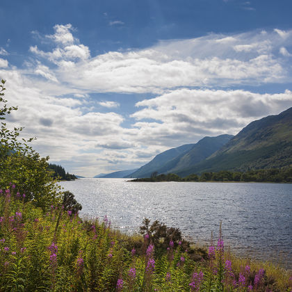 内斯湖+苏格兰高地+格伦科峡谷+奥古斯都堡一日游