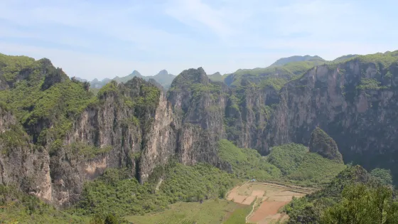 黃圍山