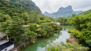 4-Day Chongzuo Tour: Border charm of Friendship Gate, grandeur of Detian Transnational Waterfall