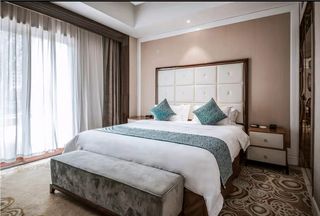 金秋十月，吃住在平邑蓝海