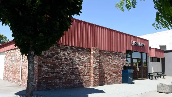 Ephrata Public Library