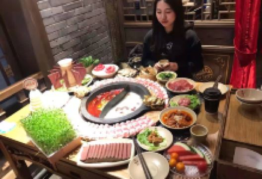 蜀香格火锅美食图片