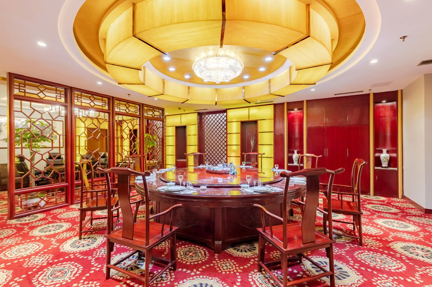 恒悦国际外商俱乐部酒店餐厅