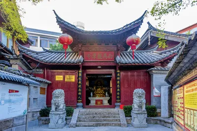 白马龙潭寺