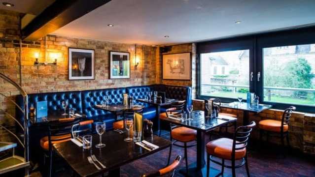 River Bar Steakhouse & Grill餐厅图片