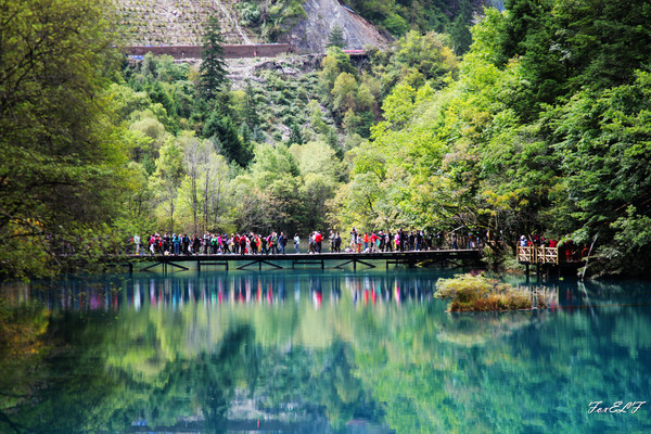 远离尘嚣 吃喝玩乐——四川6天