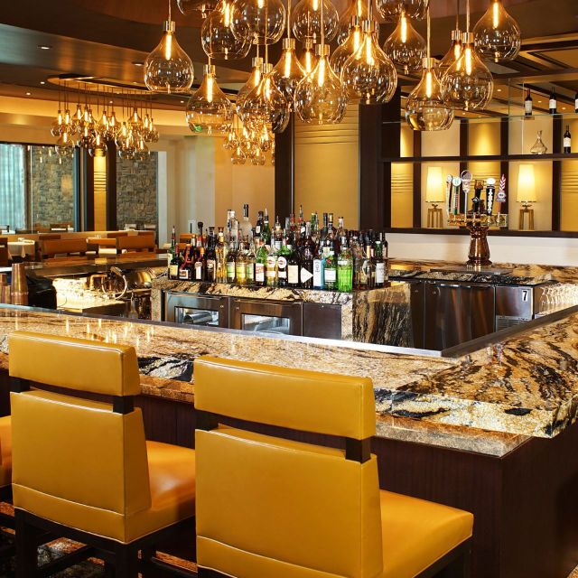 Portico at del Lago Resort and Casino餐厅图片