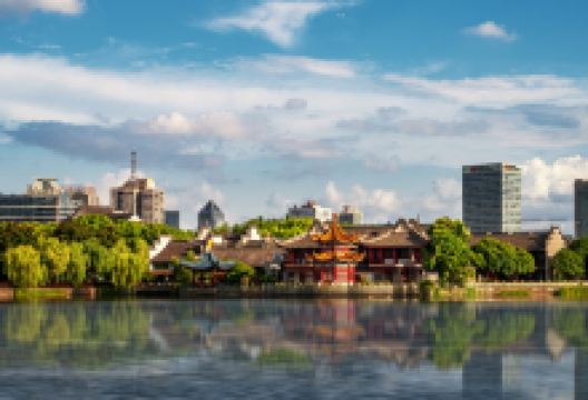 月湖公园景点图片