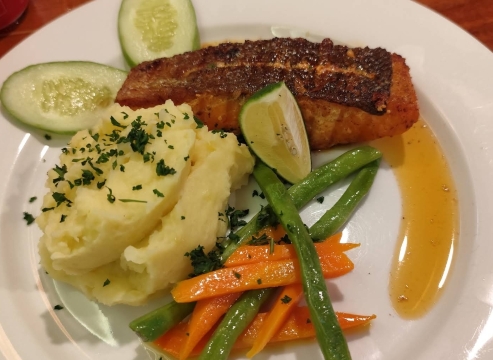 Congas Bar & Restaurant