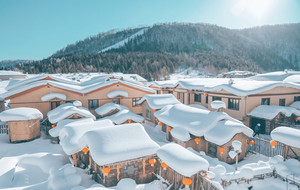 吉林雾凇岛游记图文-积雪可达2米！价格不足北海道8分之1，嗨翻冰雕玉琢雪世界！