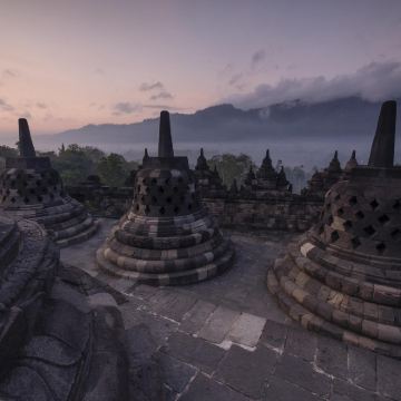 巴厘岛+雅加达+万隆市+三宝垄+沃诺索博+日惹+苏拉卡尔塔+玛琅市+外南梦+泗水15日13晚跟团游