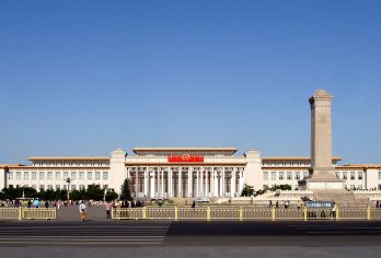 中国国家博物馆一日活动【私家出游一对一深度讲解“古代中国“】【[讲解保障]一单一团跟随专业研学导师的讲解，探寻国家宝藏，揭开历史的真相】