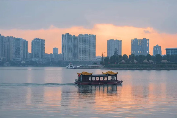 初夏周末,来遂宁观音湖,可纵情,可幻想!