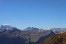 First山-格林德瓦