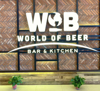 品尝精酿酒品，享受精酿酒文化