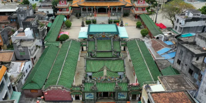 鳳山民俗文化旅遊區