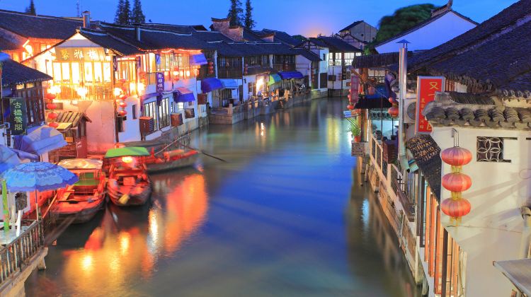 2D1N · Group Tours · Shanghai CityWalk + Shanghai Zhujiajiao, including tour guide service