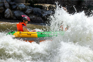 有一种漂流叫双子漂，全国绝无仅有，朝天吼刷新漂流新印象