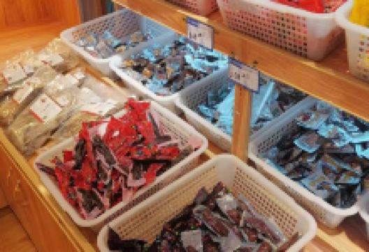 康定张大哥李大姐牦牛肉购物图片