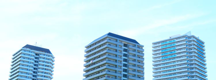 627109832