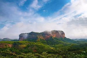 横峰游记图文-信江河畔上的丹霞地貌——战争遗址横峰赭亭山