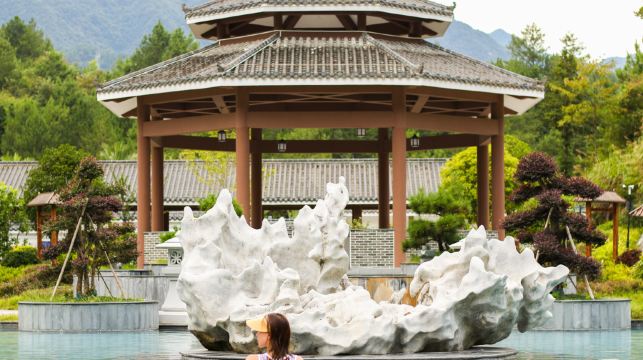 湖南暖水温泉度假区