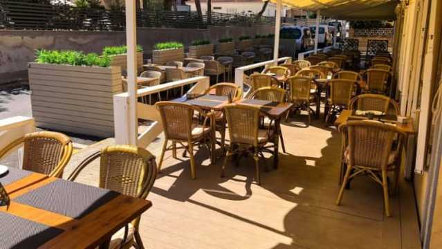 Restaurant Los Arcos