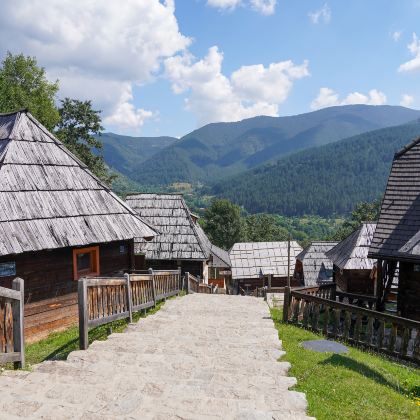 塞尔维亚7日6晚拼小团