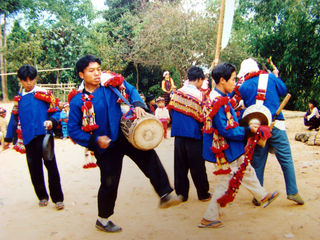 民族采风：云南探秘古老茶农德昂族（图）