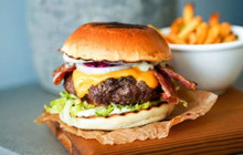 Bricks Burgers & Steaks Sickla餐厅图片
