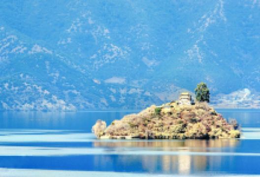 里务比岛景点图片