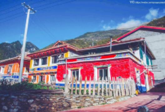 黑水县七彩甲足特色藏家楼景点图片