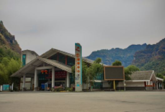 九龙洞景点图片