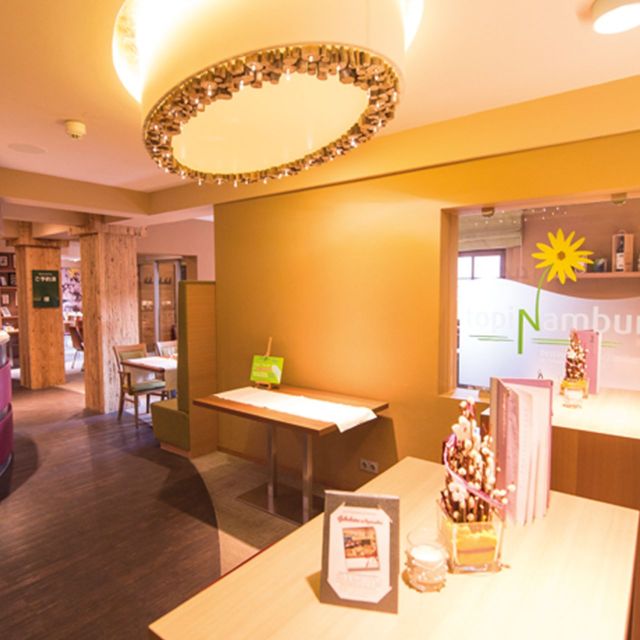 Topinambur Restaurant