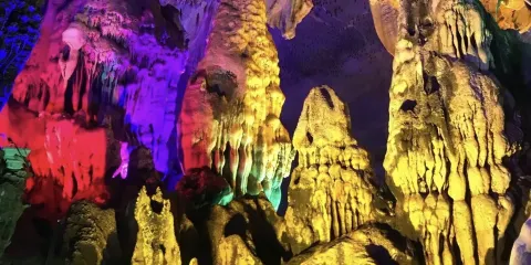 鹿峯山景區-龍泉巖