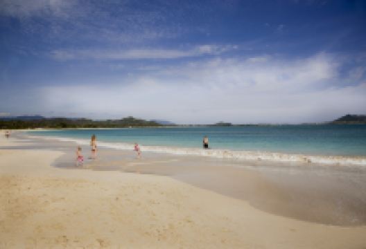 卡鲁瓦海滩景点图片