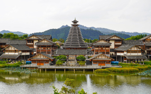 南宁西乡塘隐藏着一座新晋桂北民族风情的古村落，人少风景美，随手一拍就是大片