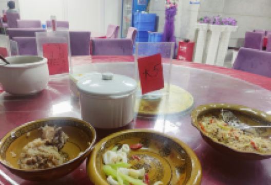 顶三峰餐厅(靖河路店)美食图片