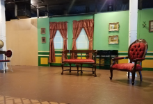 Stage Center景点图片