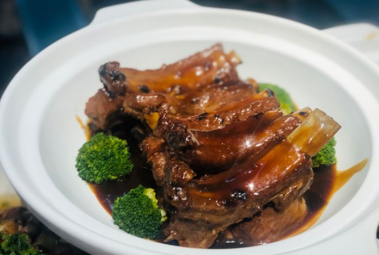 紫阳花园大酒楼