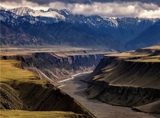 新疆自驾游大本营——克拉玛依独山子区！