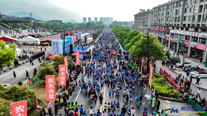 横店游记图文-一场令人难忘的欢乐横店马拉松｜跑进电影，穿越历史，感受来自横店的幸福