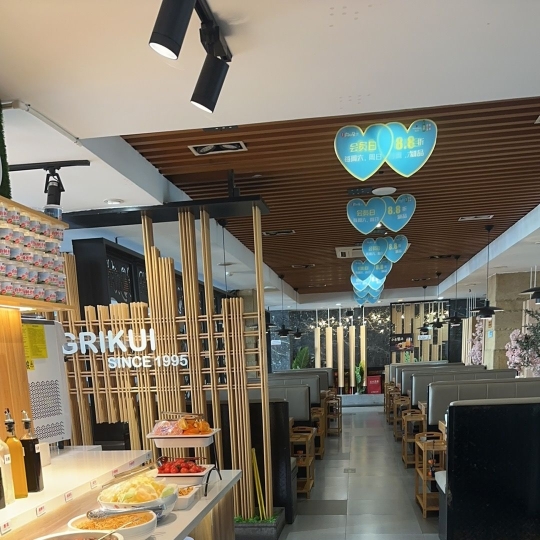 向日葵川味火锅餐厅图片