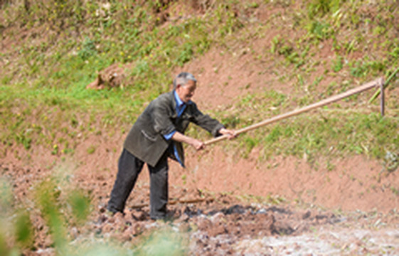 五桂镇游记图片] 探访乡村留守老人：重庆77岁的李仲伦，独女远嫁，长期孤独度日