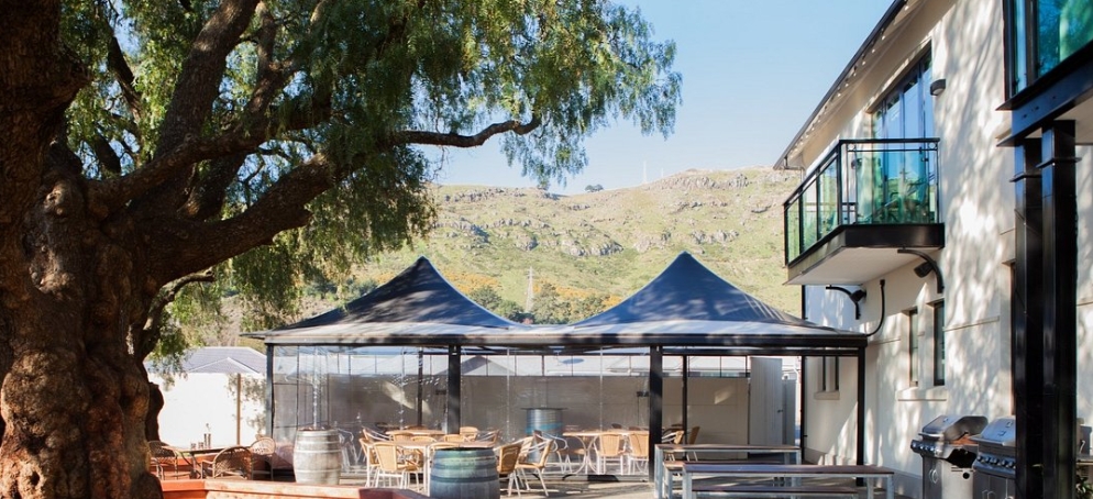 Valley Inn Tavern餐厅图片