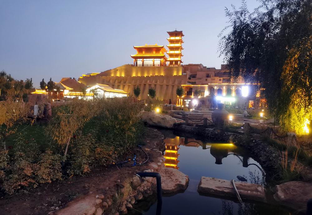 云游四海（1414）重游南疆之八：夜游喀什- 喀什地区游记攻略【携程攻略】