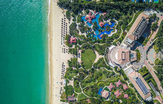 三亚本岛最美海滩：品质仅次于离岛蜈支洲，是避寒假的绝佳之选