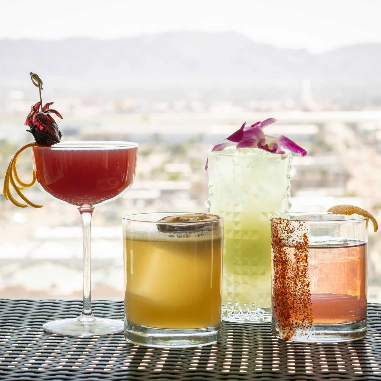 Eden Rooftop Bar餐厅图片