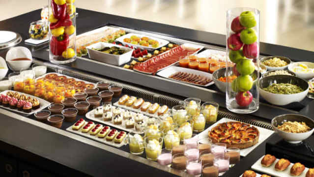 Campanile Rodez餐厅图片