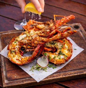 Captains Restaurant餐厅图片